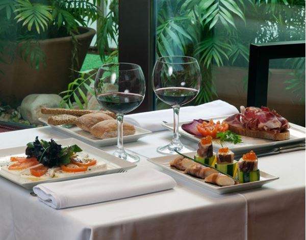 Allotjaments i Restaurants per gaudir com mai aquesta Setmana Santa
