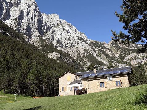 Escapa’t al Pedraforca, al Refugi Lluis Estasen!